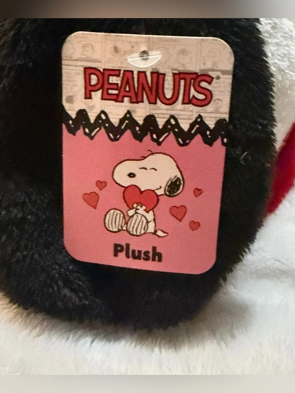 New W/ Tags! Peanuts 21” Lying Snoopy Plush & Snoopy / Woodstock Enamel Keychain